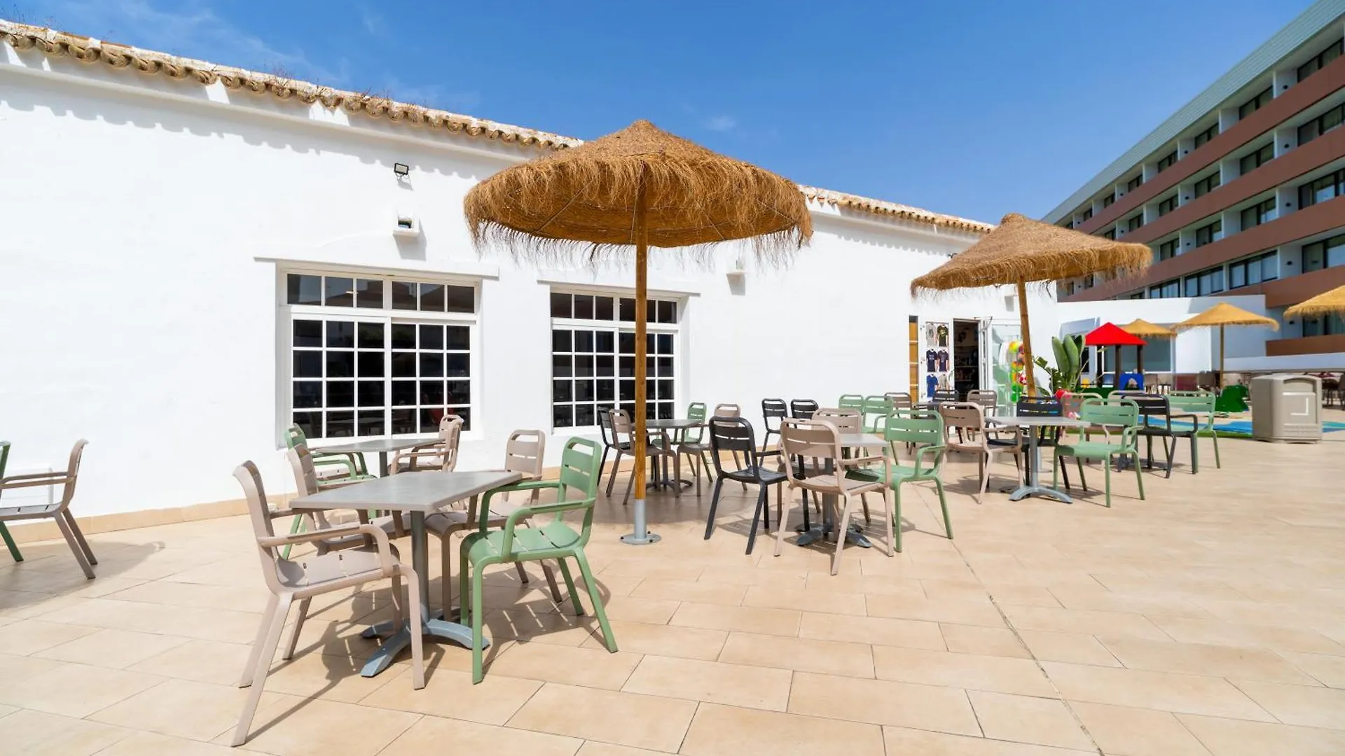 Hotel Ohtels Carabela Matalascañas 4*,