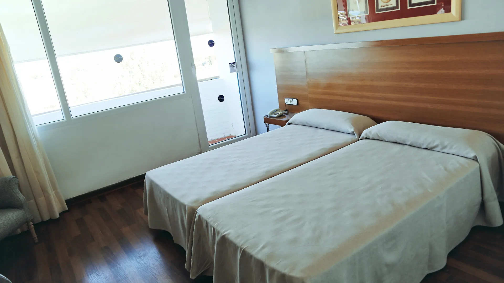Отель Ohtels Carabela Маталасканьас 4*,  Испания